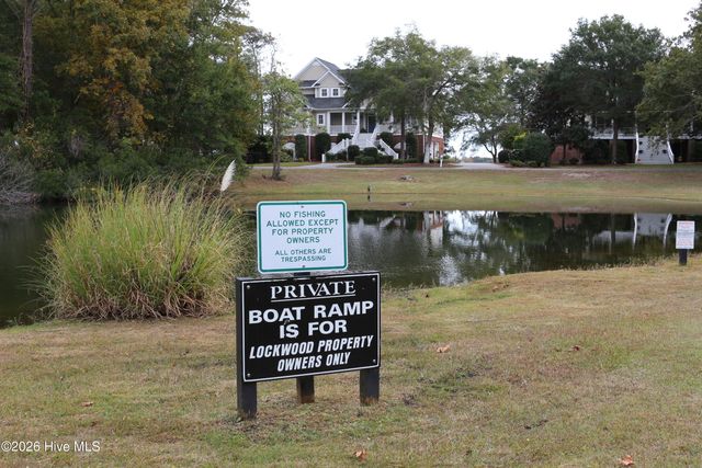 3155 Fairway 3 Court SW, Supply, NC 28462