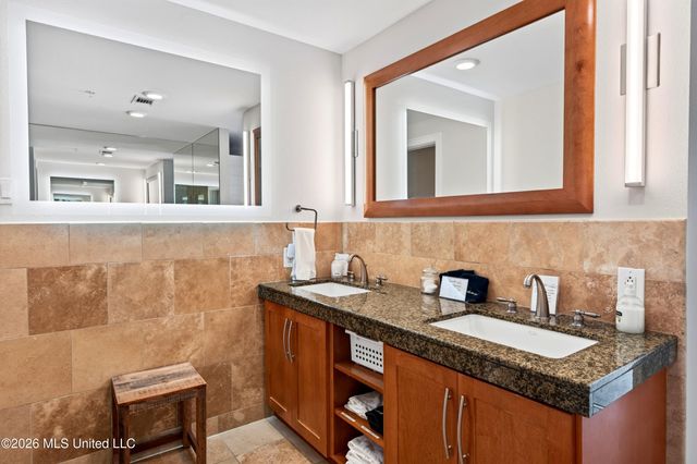 2060 Beach Boulevard, 1206, Biloxi, MS 39531
