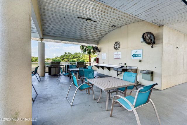 2060 Beach Boulevard, 1206, Biloxi, MS 39531
