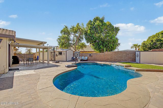 6566 E RUSSELL Street, Mesa, AZ 85215