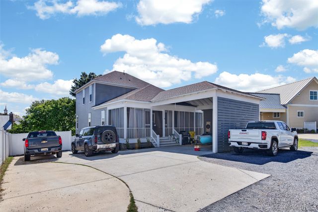 1 Avenue Of The Waters ., Pike Road, AL 36064