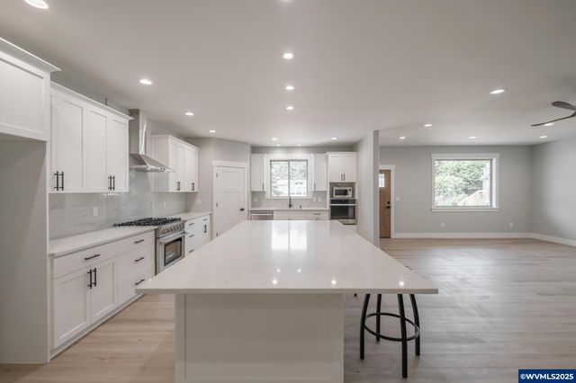 7320 Tanglewood Av, Gleneden Beach, OR 97388