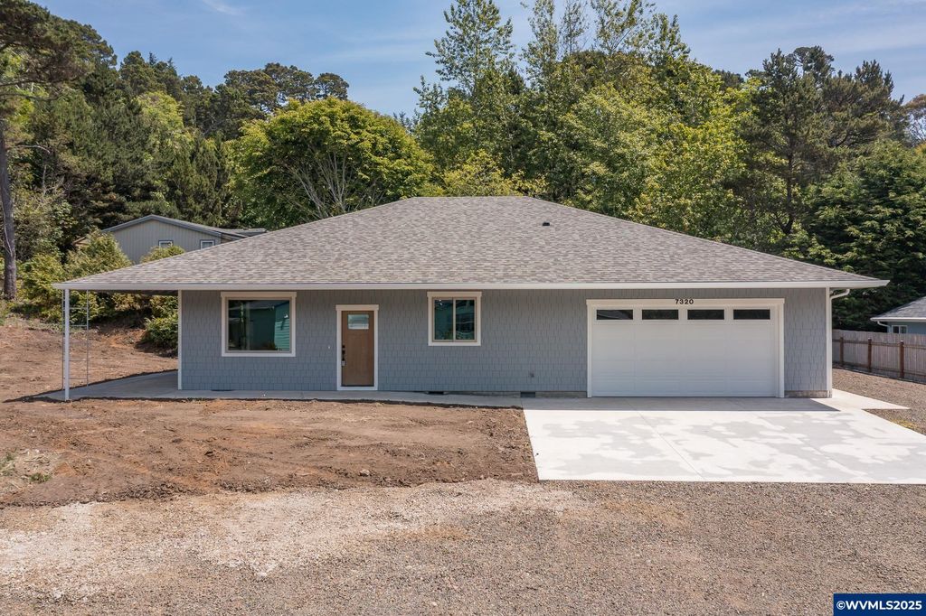 7320 Tanglewood Av, Gleneden Beach, OR 97388