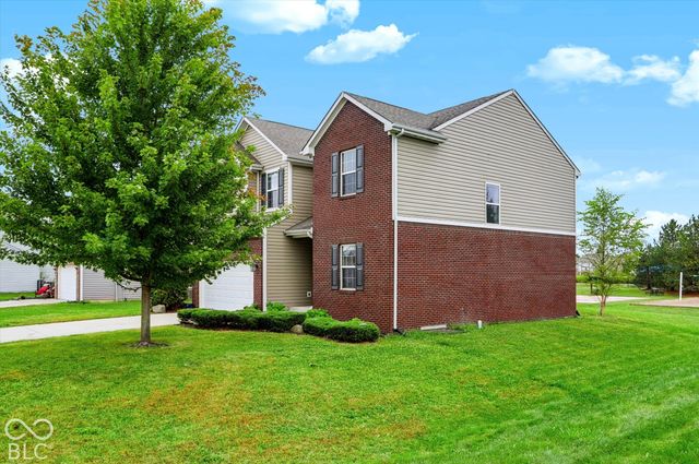 7803 Housefinch Lane, Indianapolis, IN 46239