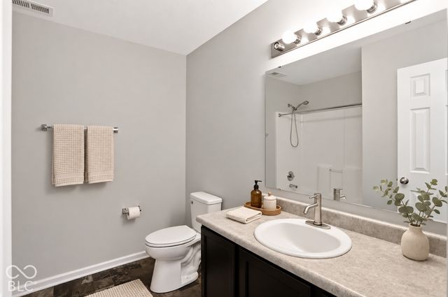 7803 Housefinch Lane, Indianapolis, IN 46239