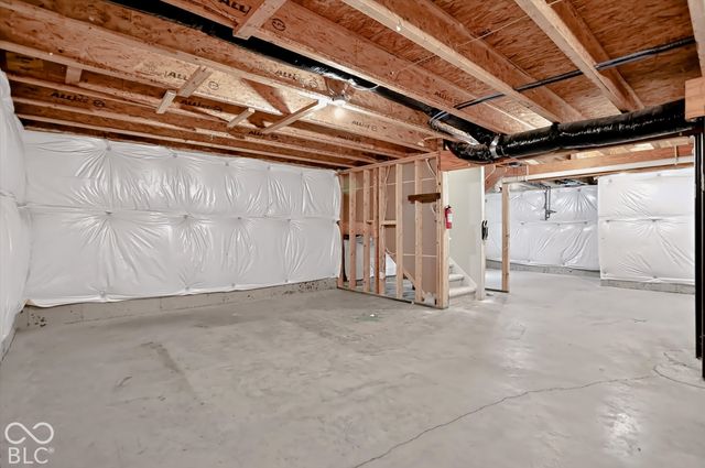 7803 Housefinch Lane, Indianapolis, IN 46239