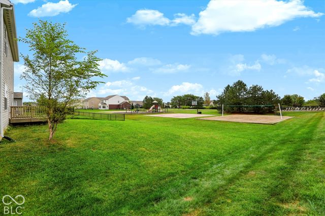 7803 Housefinch Lane, Indianapolis, IN 46239