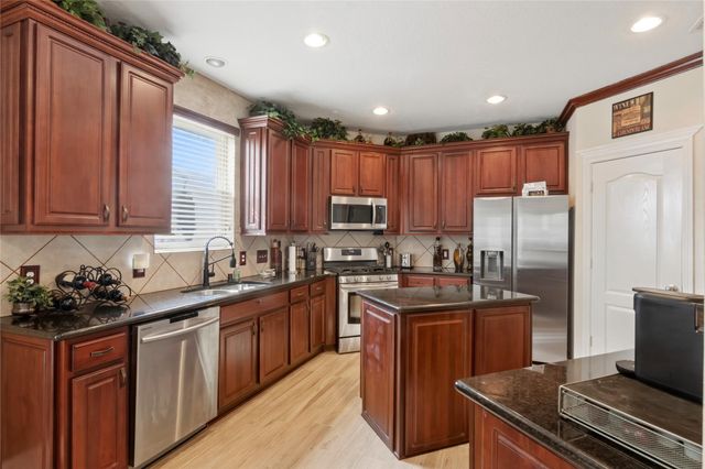 2824 Seaside Drive, Seabrook, TX 77586