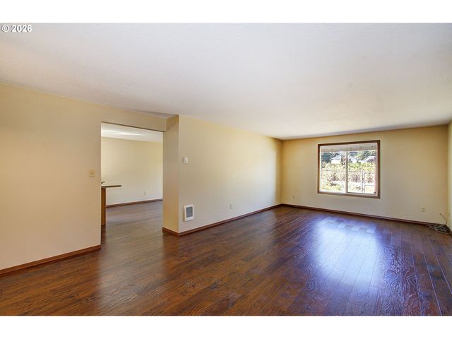 4027 A Loop, Washougal, WA 98671