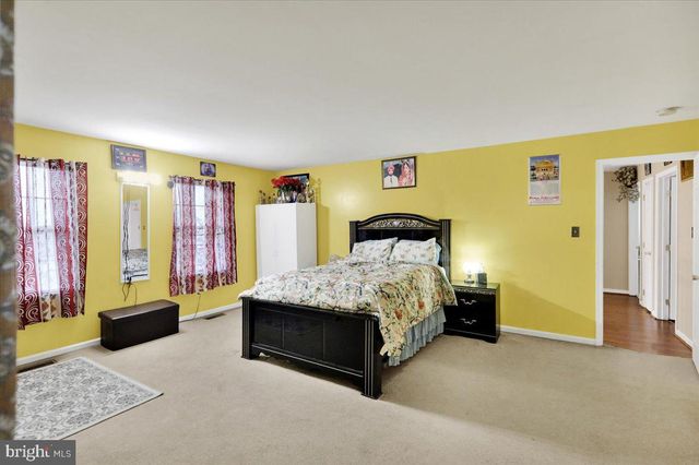 87 OAK LEDGE AVE, Schuylkill Haven, PA 17972