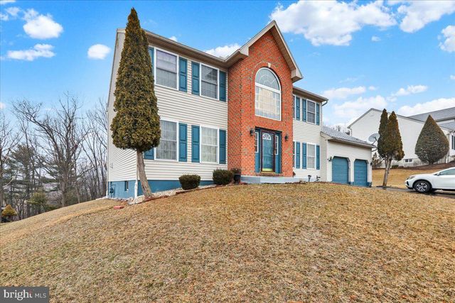 87 OAK LEDGE AVE, Schuylkill Haven, PA 17972