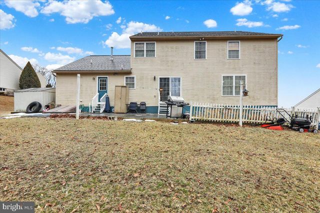 87 OAK LEDGE AVE, Schuylkill Haven, PA 17972