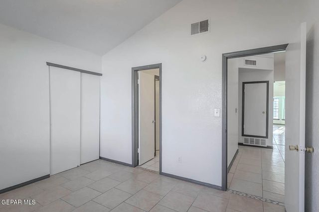 859 DESTELLO Road, El Paso, TX 79907