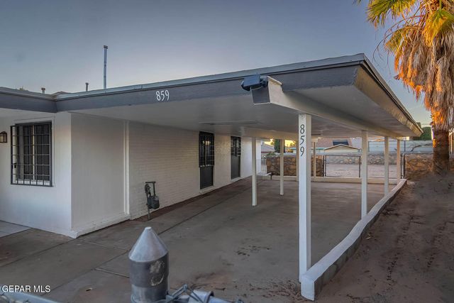 859 DESTELLO Road, El Paso, TX 79907