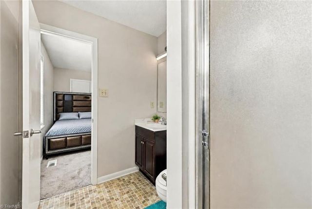1627 N Hamilton Street, High Point, NC 27272