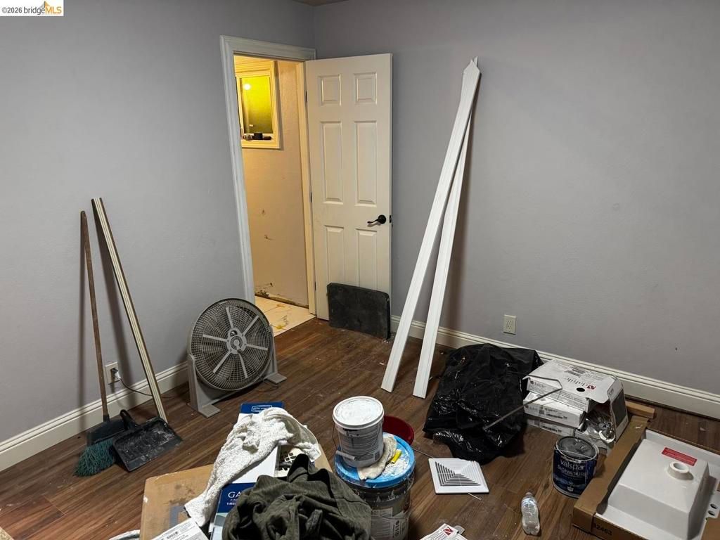 Image 9 of property listing at 1501 Madrone LN, Davis, CA 95618