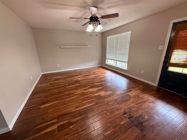 12862 Bonnie Bleu Dr, Denham Springs, LA 70726