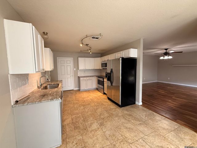 12862 Bonnie Bleu Dr, Denham Springs, LA 70726