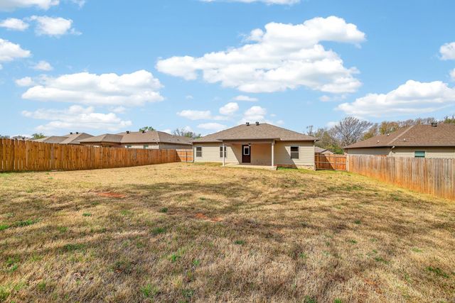 55 Birchwood Drive, Ward, AR 72176