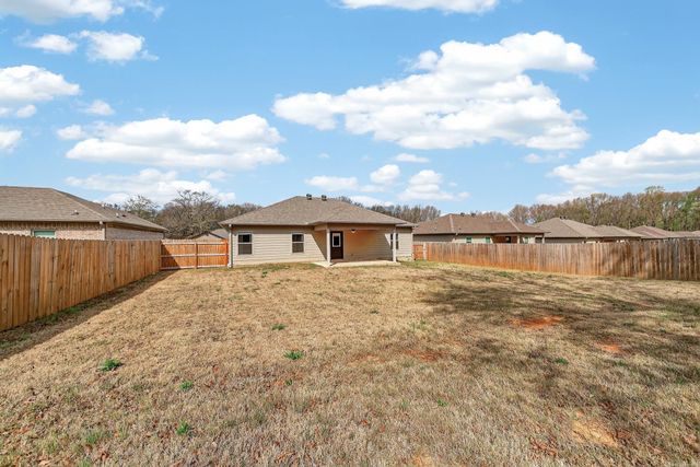 55 Birchwood Drive, Ward, AR 72176