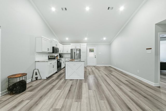 55 Birchwood Drive, Ward, AR 72176