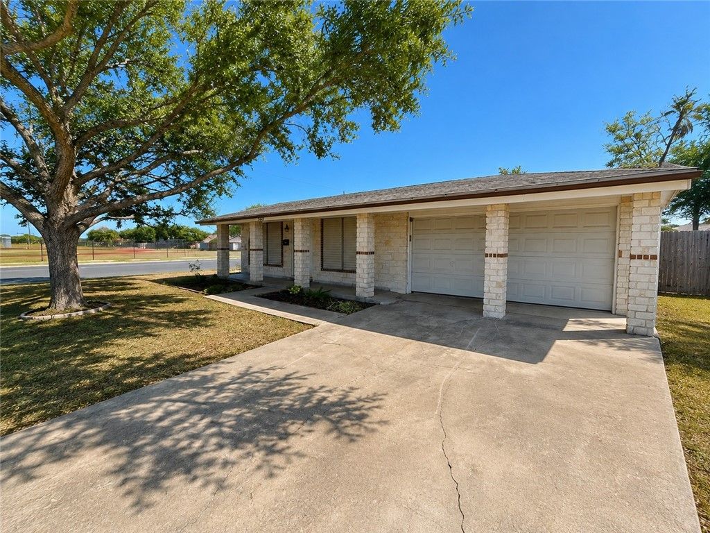 5829 Kerry Dr, Corpus Christi, TX 78413 — photo 3