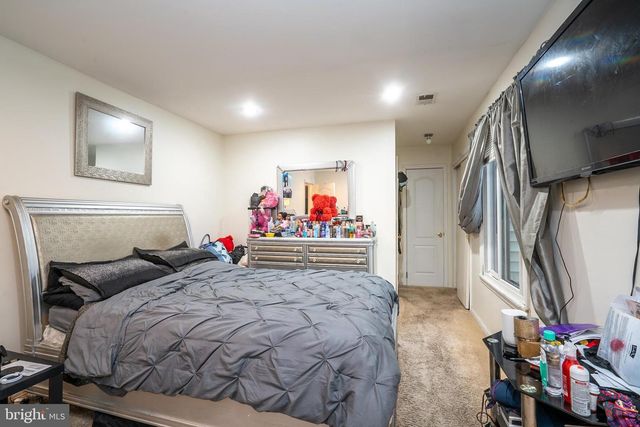 J4 AVON DR, East Windsor, NJ 08520