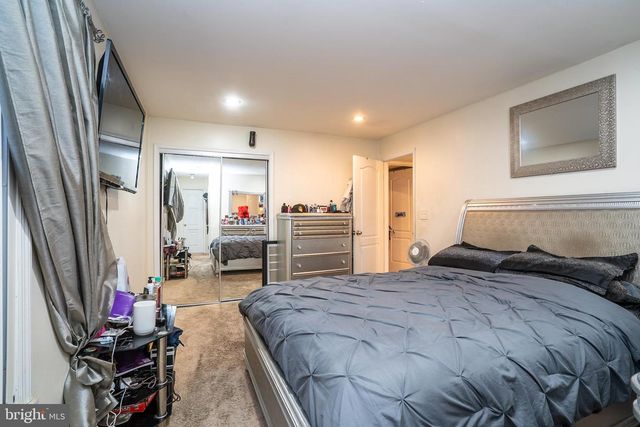 J4 AVON DR, East Windsor, NJ 08520