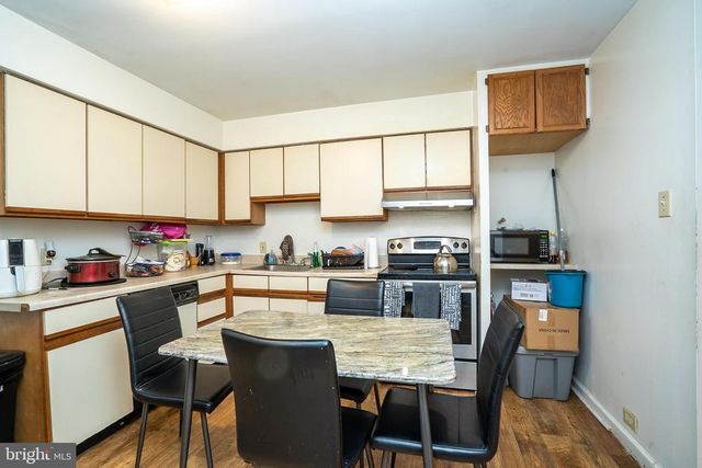 J4 AVON DR, East Windsor, NJ 08520