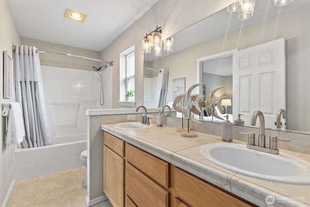 20025 11th Avenue W, Lynnwood, WA 98036