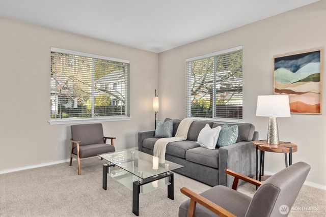 20025 11th Avenue W, Lynnwood, WA 98036