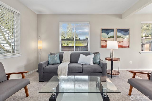 20025 11th Avenue W, Lynnwood, WA 98036