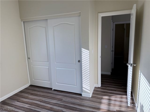 6304 Legend Falls Street, North Las Vegas, NV 89081