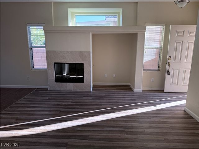 6304 Legend Falls Street, North Las Vegas, NV 89081