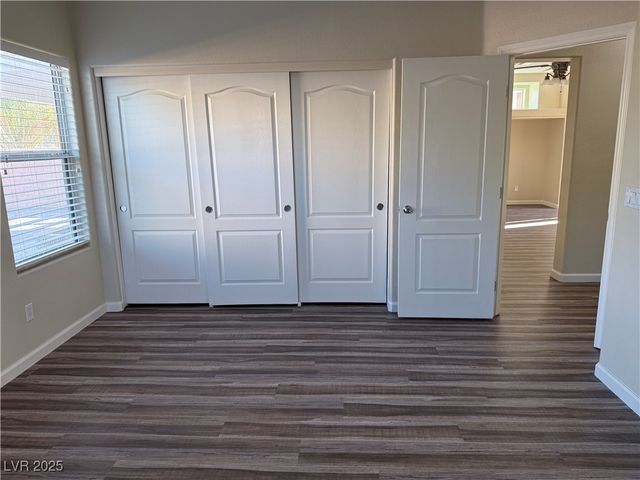 6304 Legend Falls Street, North Las Vegas, NV 89081