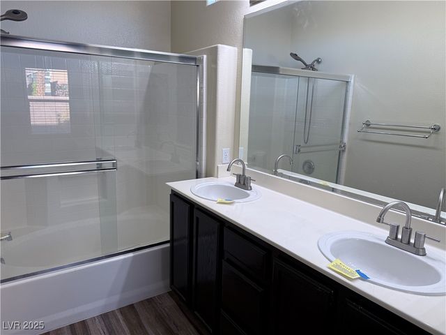 6304 Legend Falls Street, North Las Vegas, NV 89081