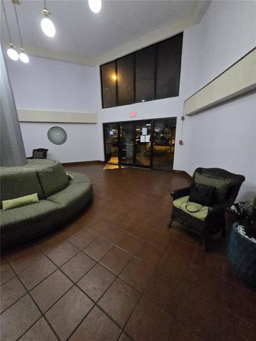 1300 SW 122nd Ave 305-2, Miami, FL 33184