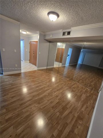 1300 SW 122nd Ave 305-2, Miami, FL 33184