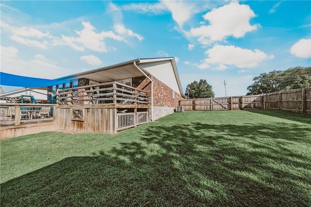 2288 Hayden Road, Pea Ridge, AR 72751