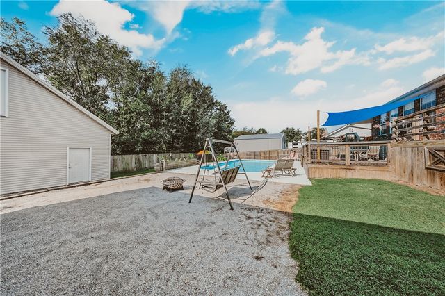 2288 Hayden Road, Pea Ridge, AR 72751