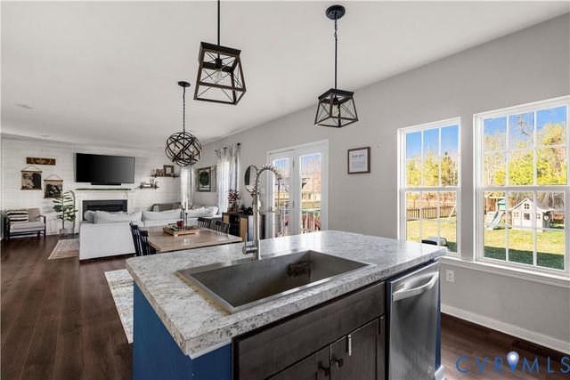 6800 Stafford Park Dr, Moseley, VA 23120