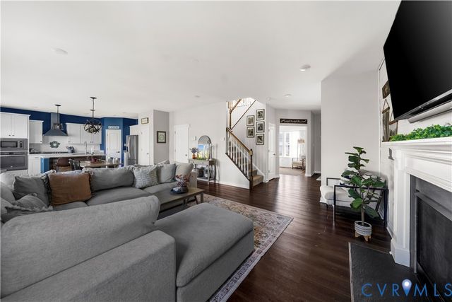 6800 Stafford Park Dr, Moseley, VA 23120