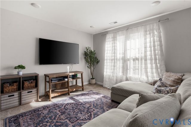 6800 Stafford Park Dr, Moseley, VA 23120