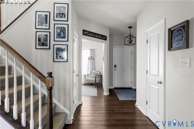 6800 Stafford Park Dr, Moseley, VA 23120