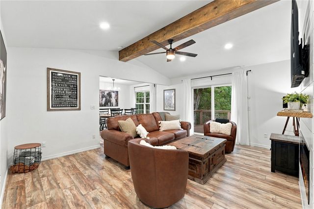 9 Whitton Lane, Bella Vista, AR 72714