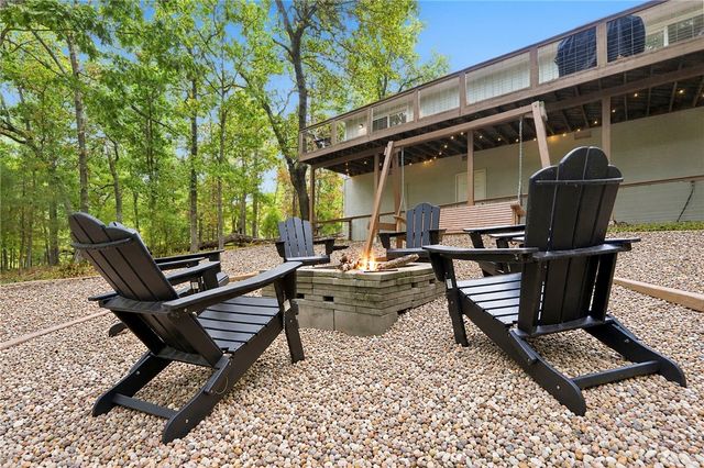 9 Whitton Lane, Bella Vista, AR 72714