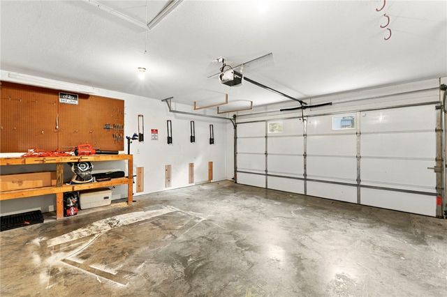 9 Whitton Lane, Bella Vista, AR 72714