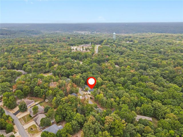 9 Whitton Lane, Bella Vista, AR 72714