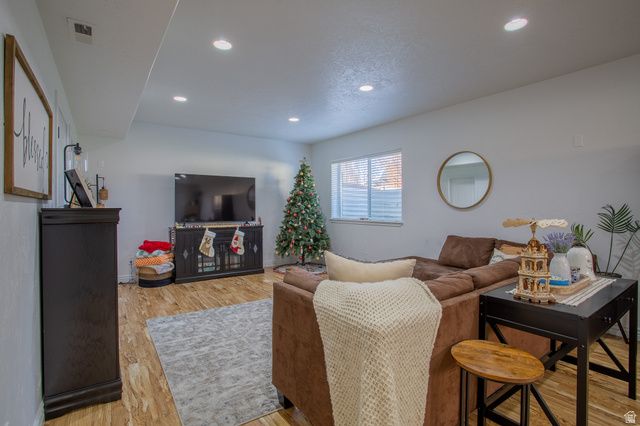 3348 W 200 N, Layton, UT 84041