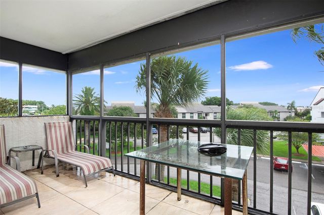 2593 COUNTRYSIDE BOULEVARD 7313, Clearwater, FL 33761